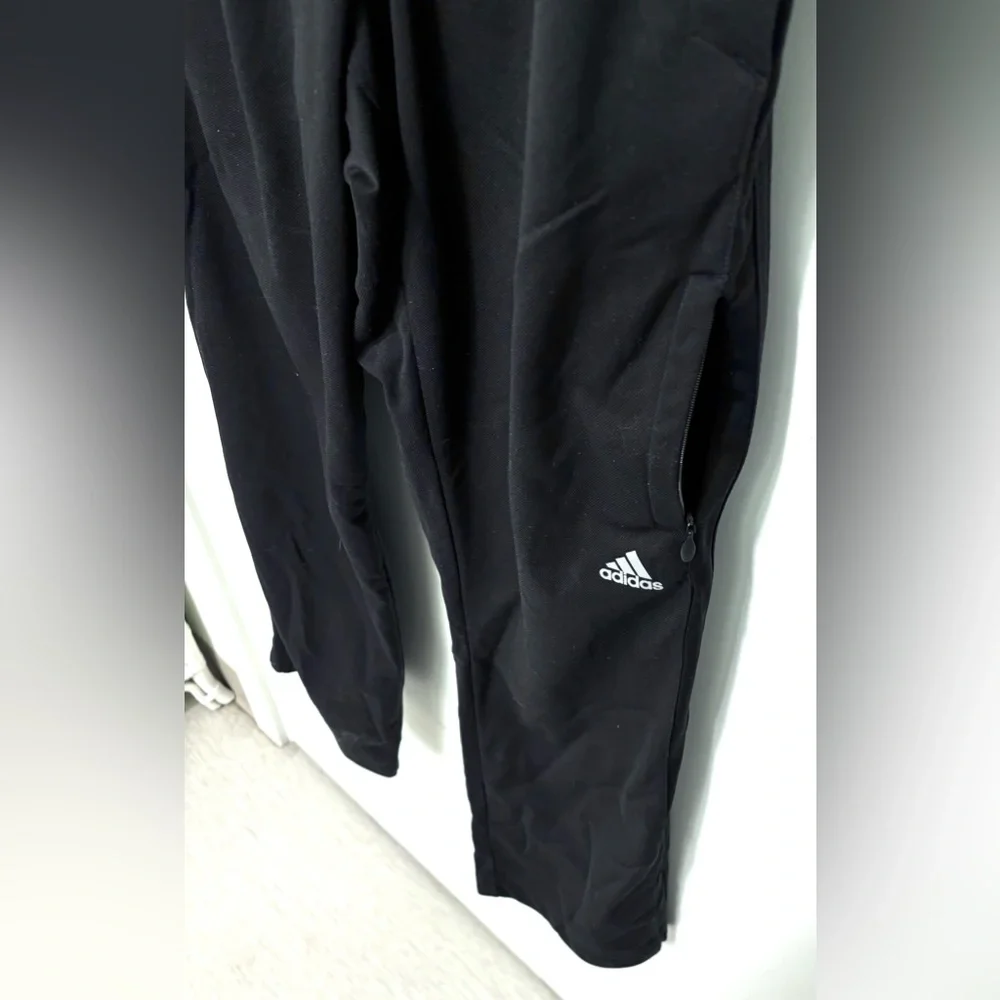 Adidas track pants straight leg high rise in Black Size M